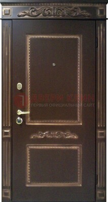 Входная дверь с массивом дуба в темном цвете ДМД-65 в Вологде
